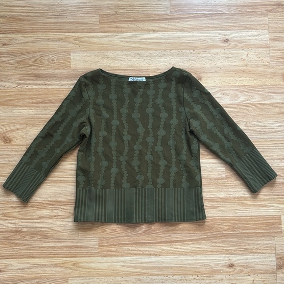 Andria Lieu Tops - Andria Lieu Seamless print top - size L